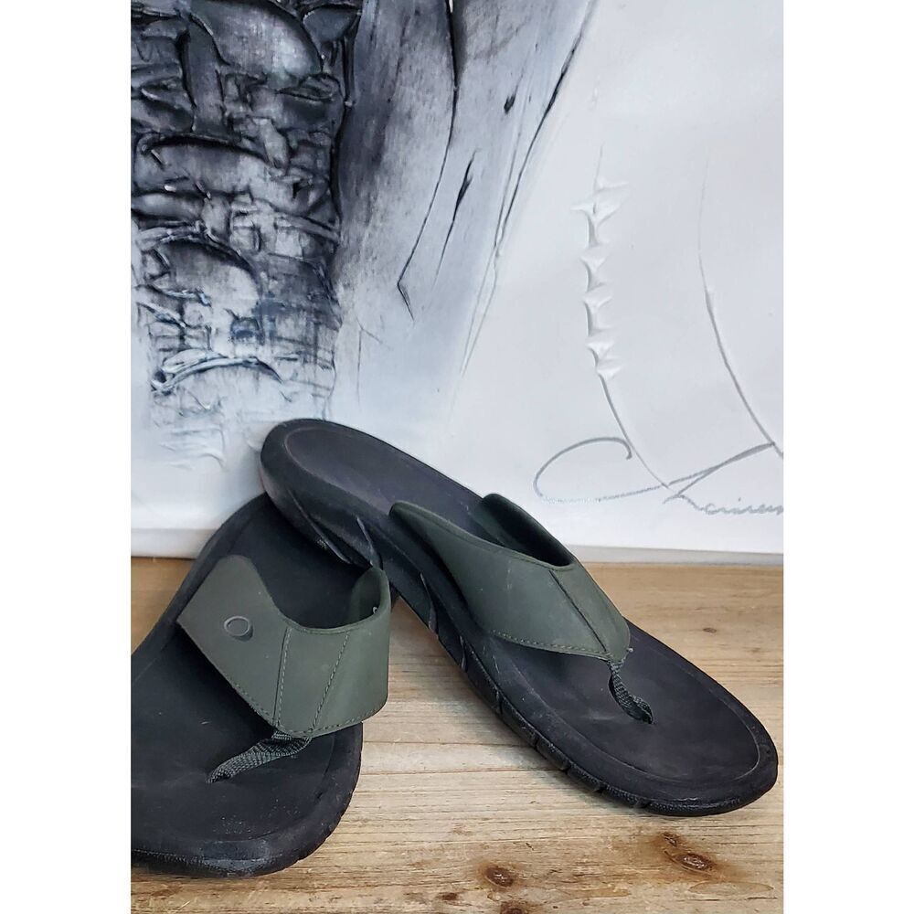 Oakley flip flops